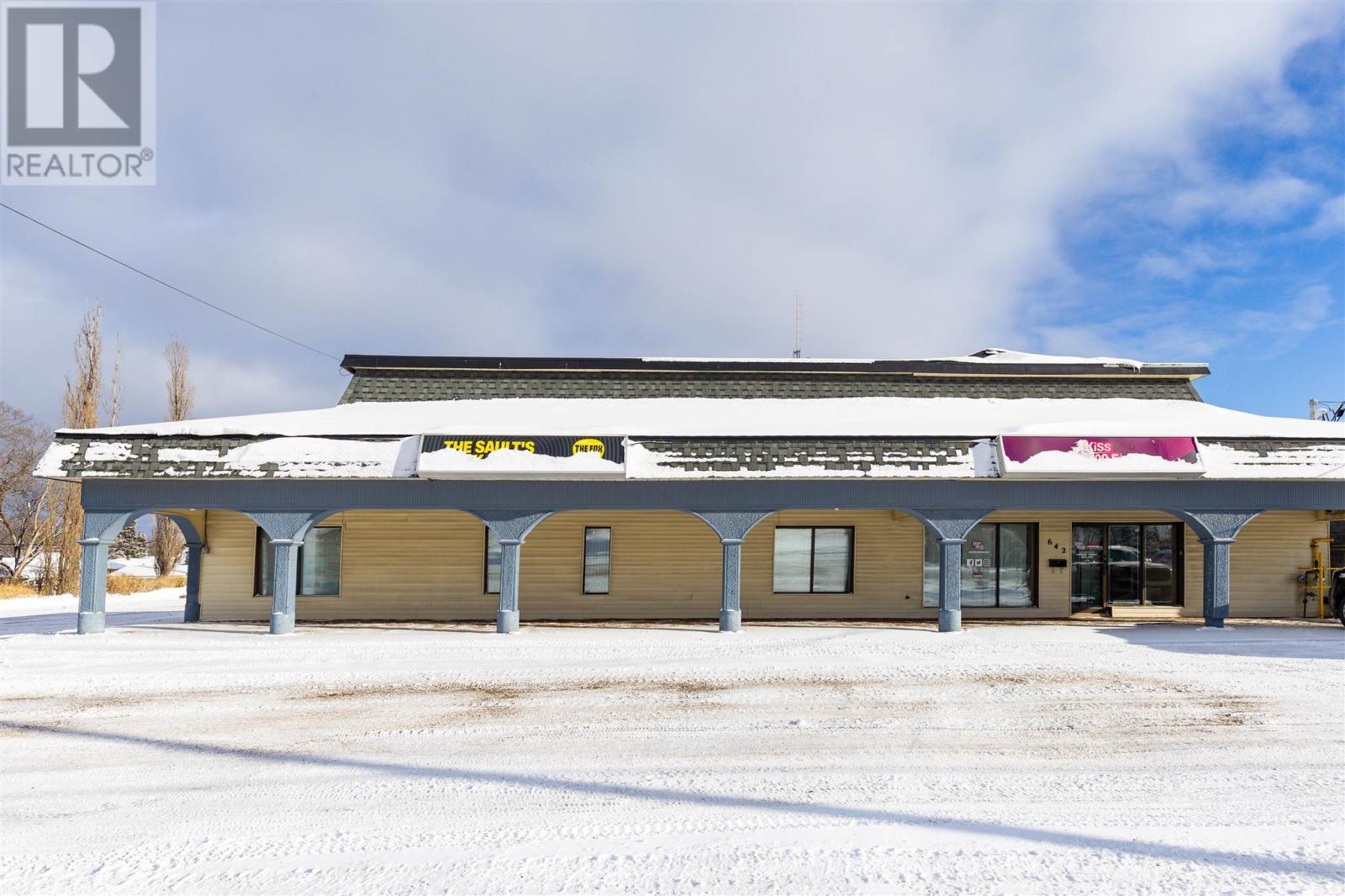 642 Great Northern RD, Sault Ste. Marie, Ontario