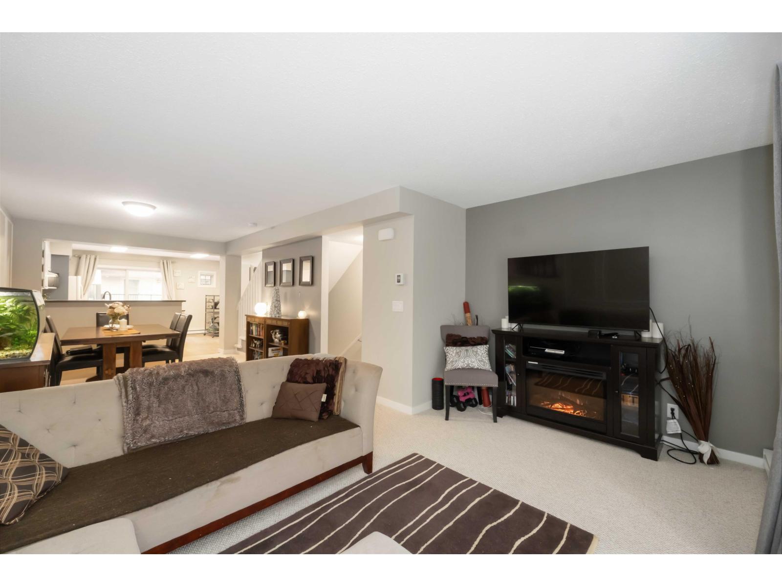 112 4401 Blauson Boulevard, Abbotsford, British Columbia  V3G 0A4 - Photo 5 - R3078099