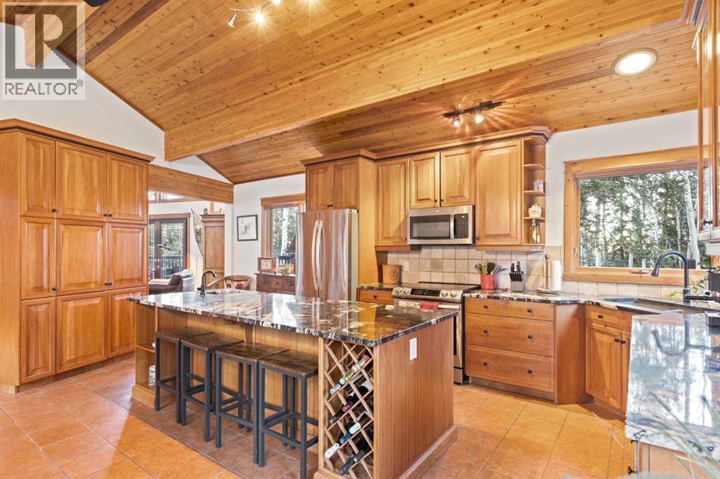 34 Lac Des Arcs Drive, Lac Des Arcs, Alberta  T1W 2W3 - Photo 7 - A2271367