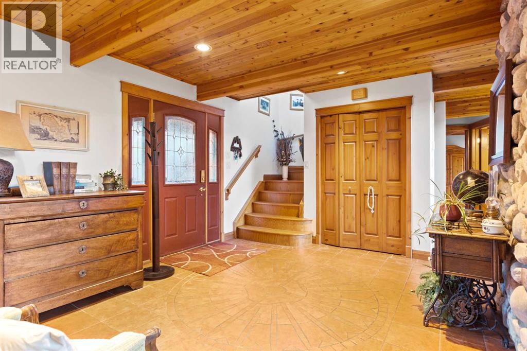 34 Lac Des Arcs Drive, Lac Des Arcs, Alberta  T1W 2W3 - Photo 11 - A2271367