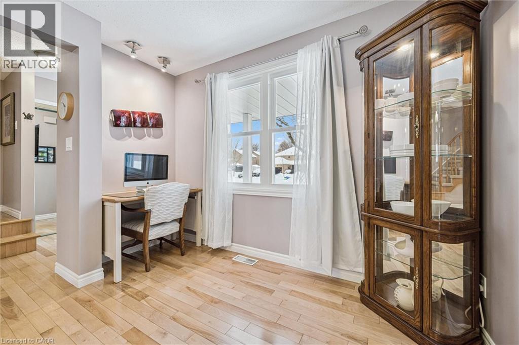 14 Bitzer Court, Cambridge, Ontario  N3C 3R6 - Photo 9 - 40795331