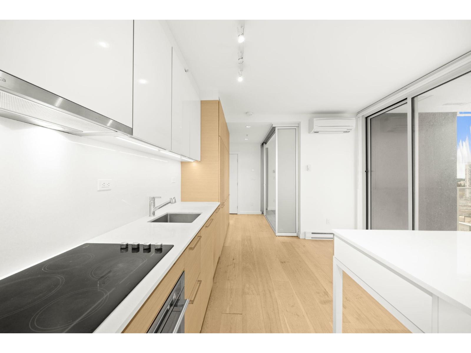 2102 13438 Central Avenue, Surrey, British Columbia  V3T 0N2 - Photo 15 - R3078418