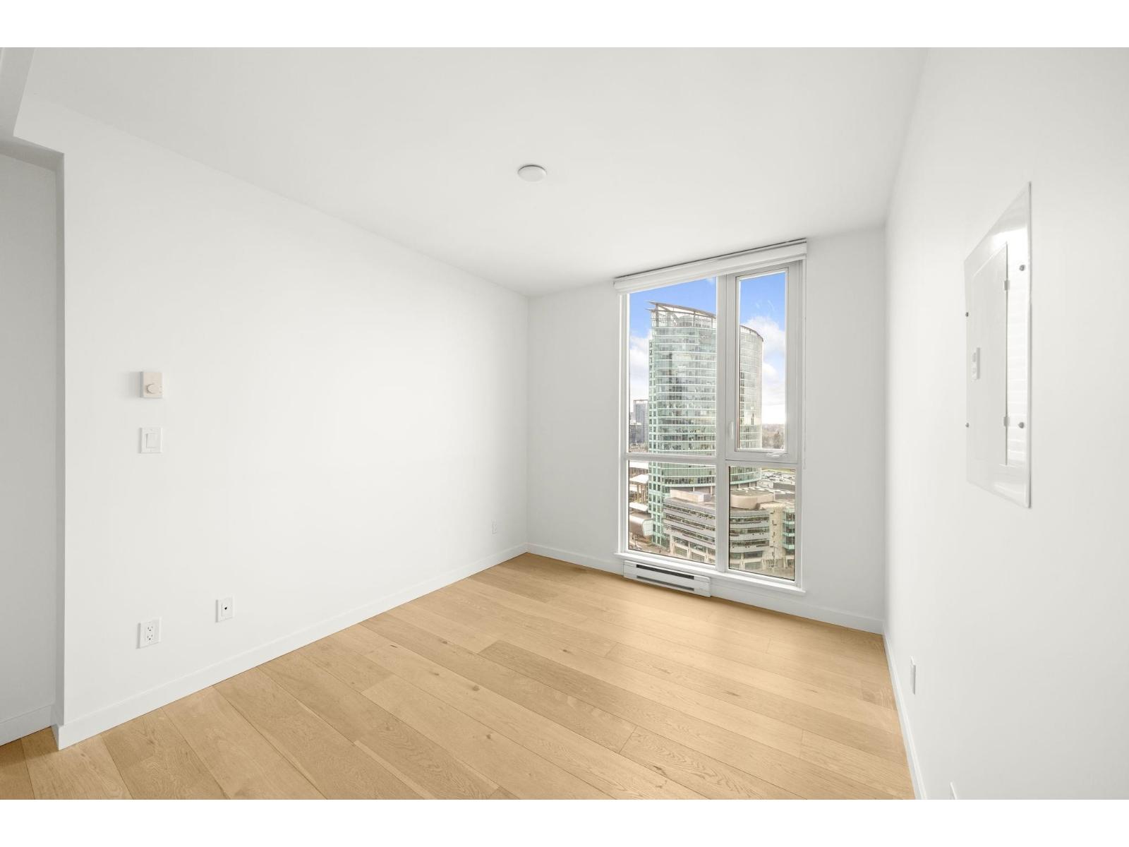 2102 13438 Central Avenue, Surrey, British Columbia  V3T 0N2 - Photo 9 - R3078418