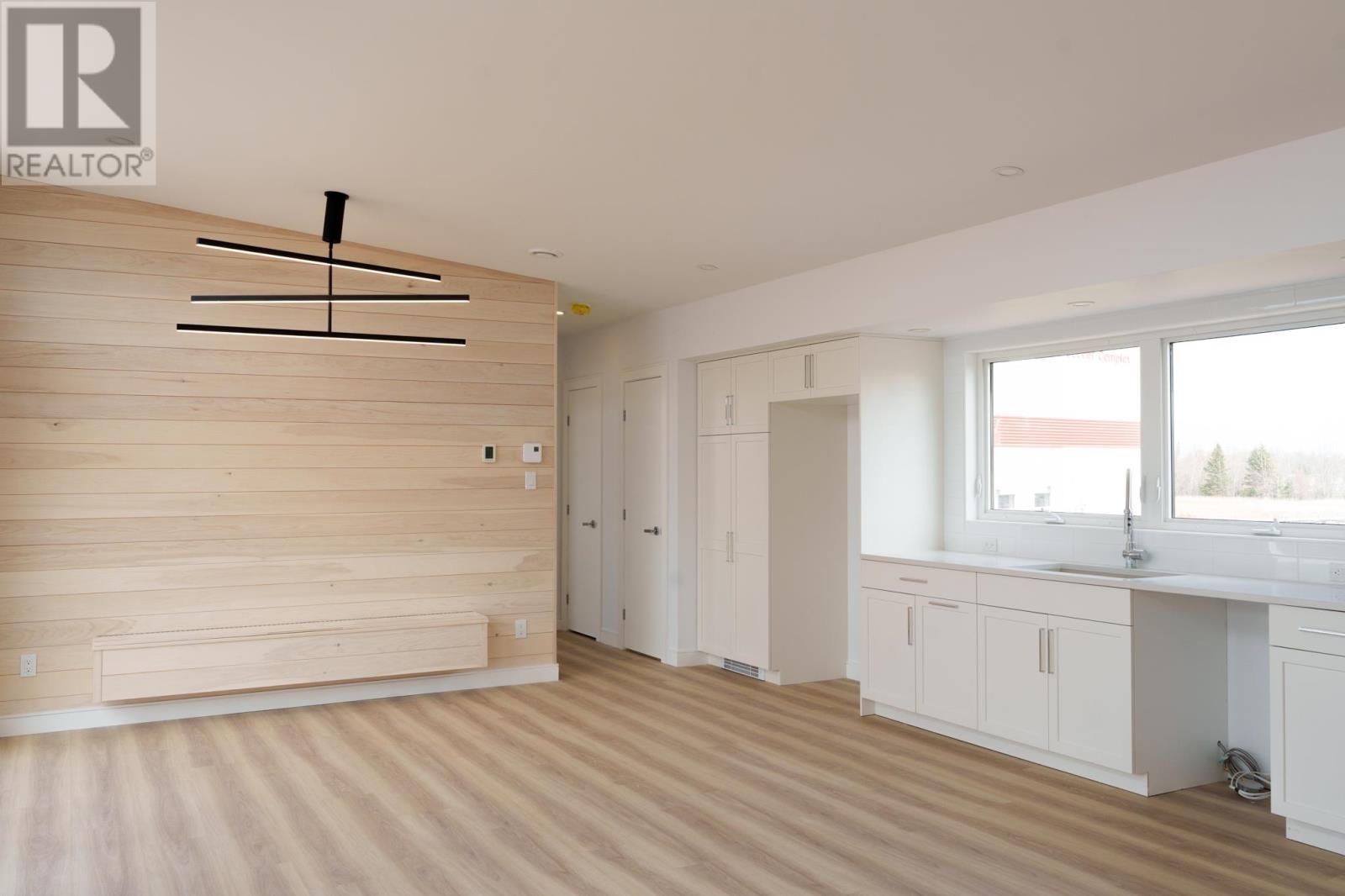 17 Myrtle Street, Stratford, Prince Edward Island  C1B 1P4 - Photo 11 - 202600642