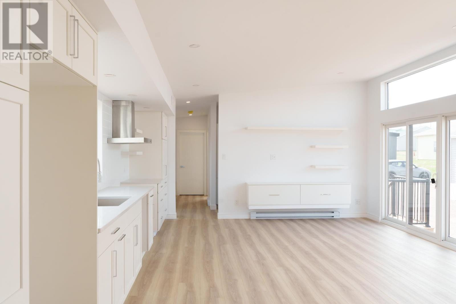 17 Myrtle Street, Stratford, Prince Edward Island  C1B 1P4 - Photo 13 - 202600642