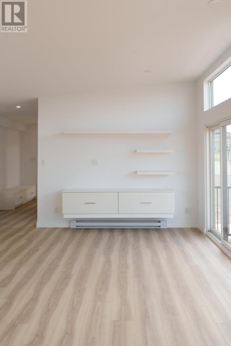 17 Myrtle Street, Stratford, Prince Edward Island  C1B 1P4 - Photo 35 - 202600642