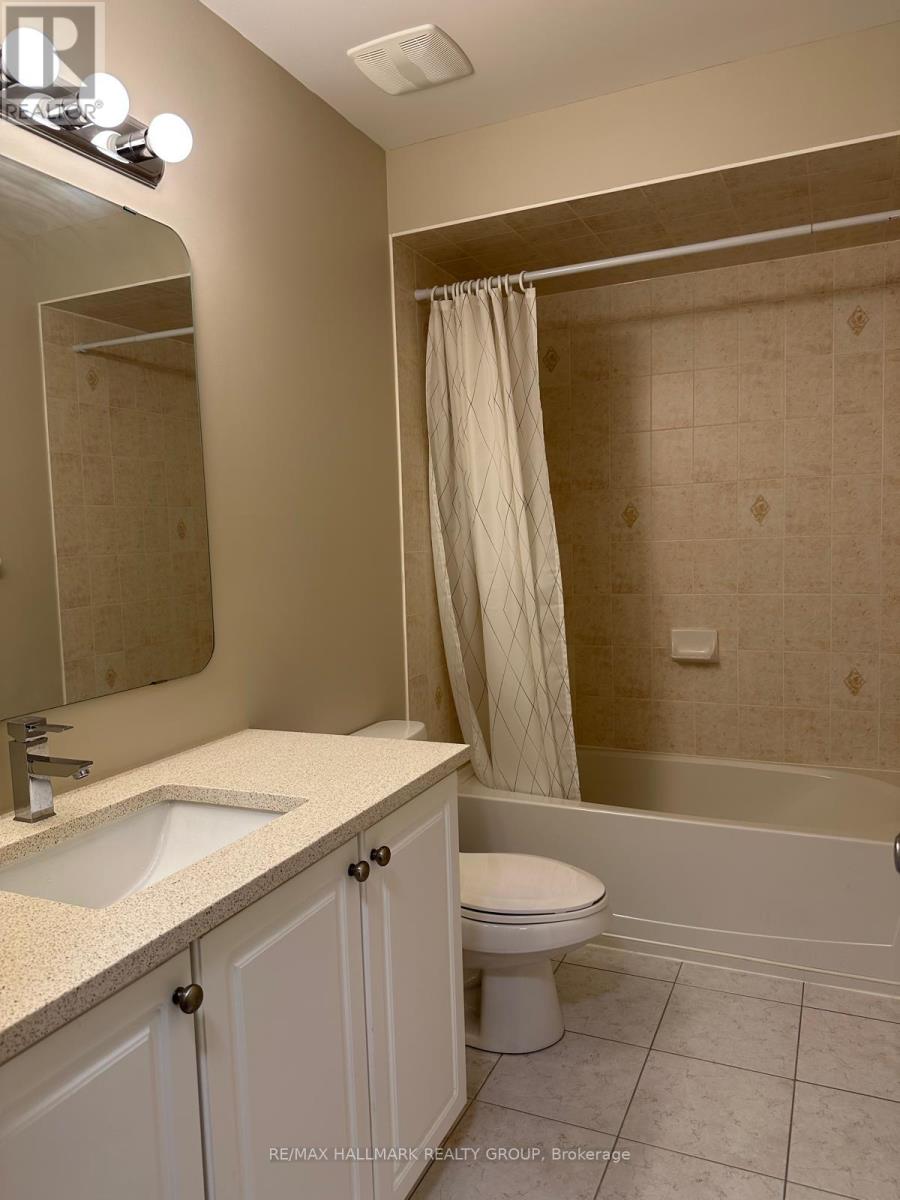 252 Badgeley Avenue, Ottawa, Ontario  K2T 0A7 - Photo 15 - X12688582