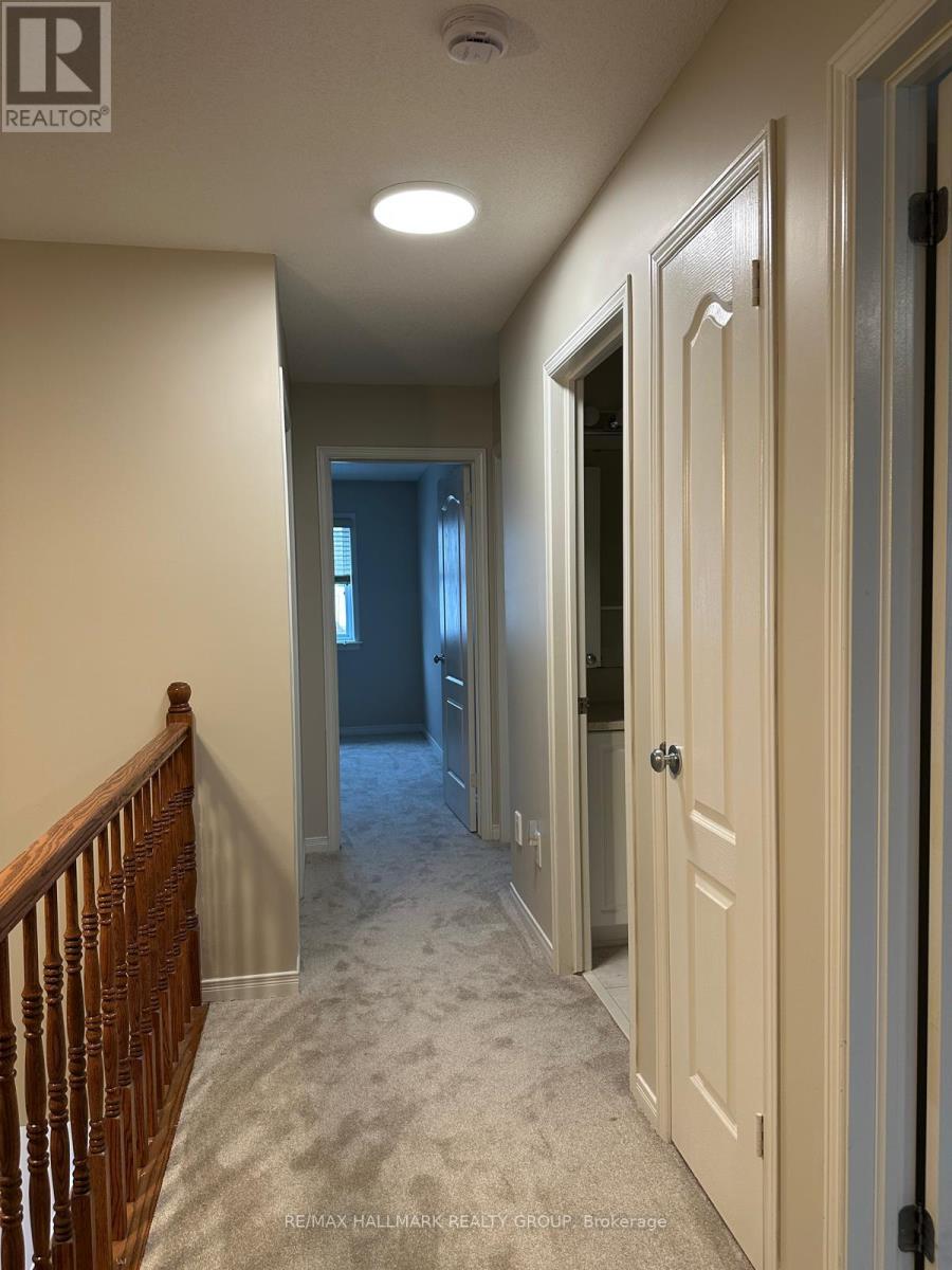 252 Badgeley Avenue, Ottawa, Ontario  K2T 0A7 - Photo 16 - X12688582