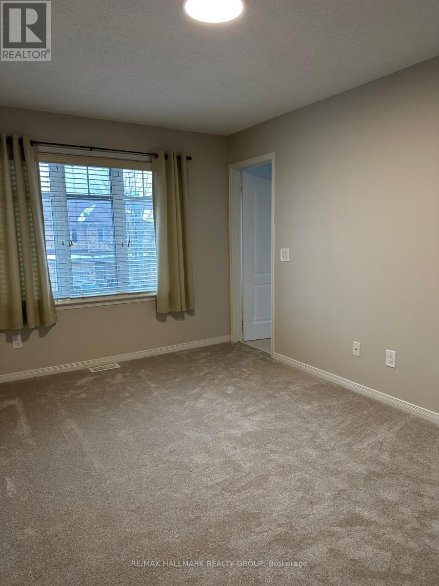 252 Badgeley Avenue, Ottawa, Ontario  K2T 0A7 - Photo 17 - X12688582