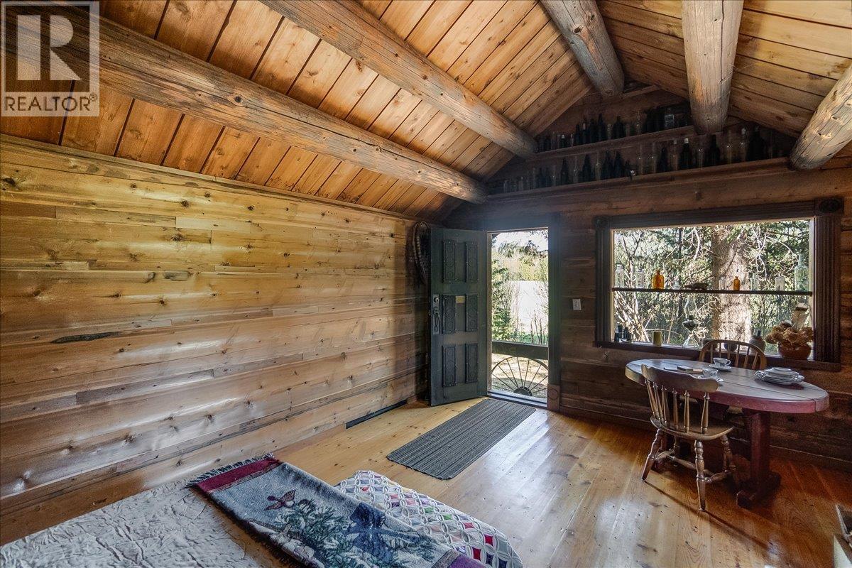 3371 Highway 3b, Fruitvale, British Columbia  V0G 1L1 - Photo 45 - 10372232