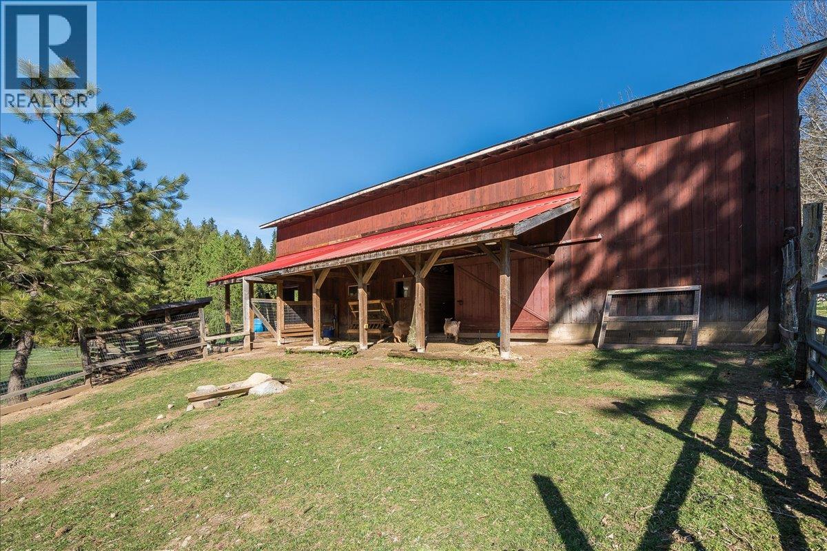 3371 Highway 3b, Fruitvale, British Columbia  V0G 1L1 - Photo 56 - 10372232