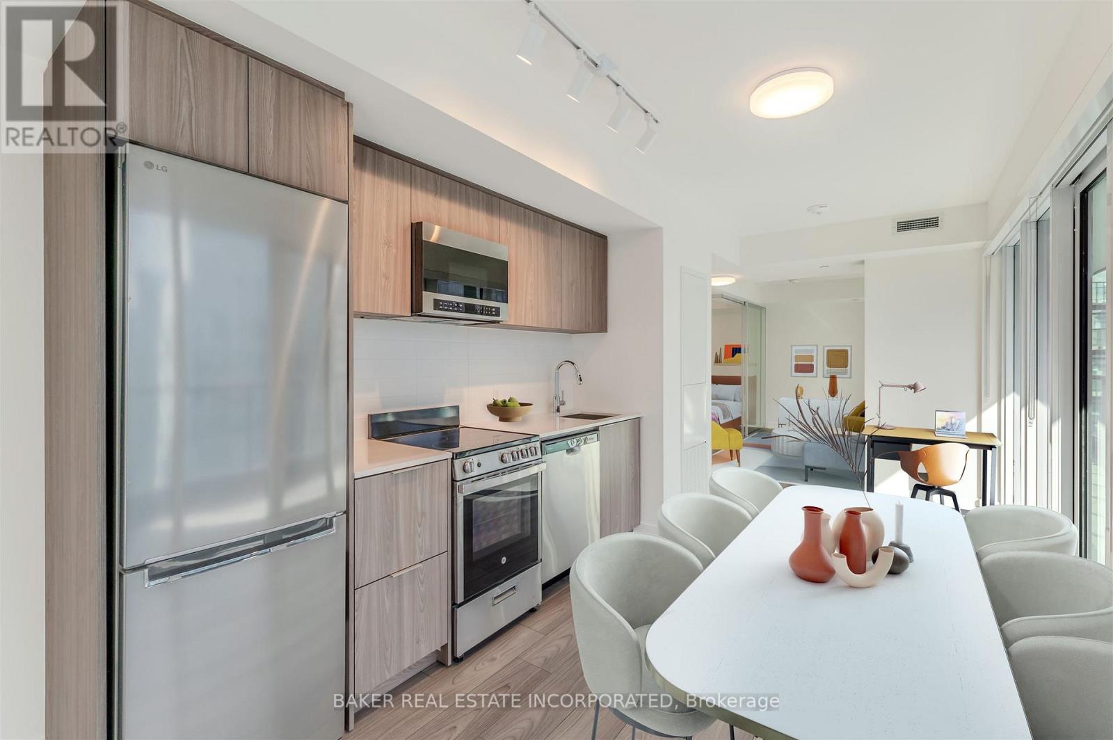 3604 - 223 Redpath Avenue, Toronto, Ontario  M4P 0E8 - Photo 10 - C12467804