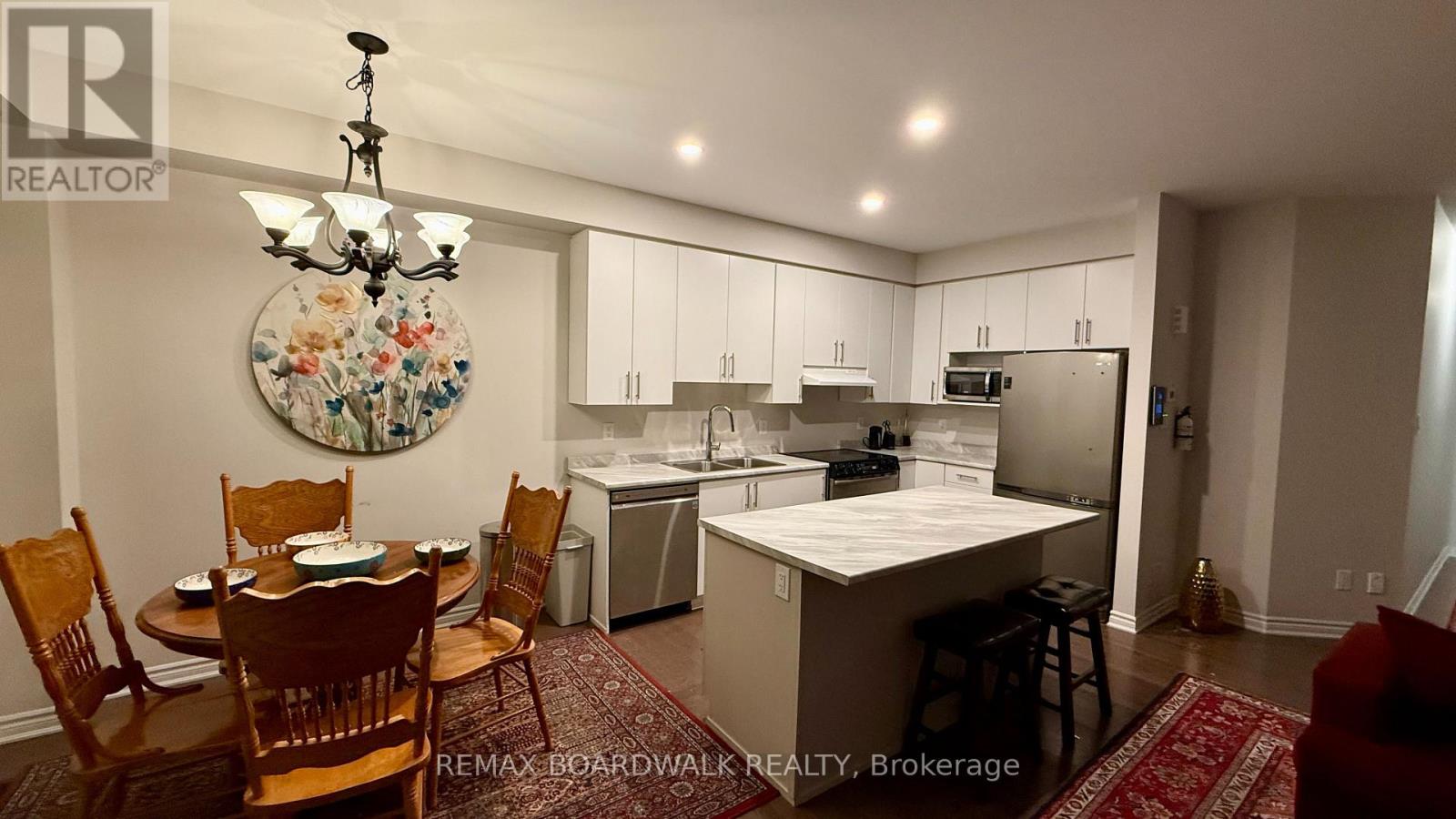 308 Livery Street, Ottawa, Ontario  K2S 1E7 - Photo 5 - X12594288