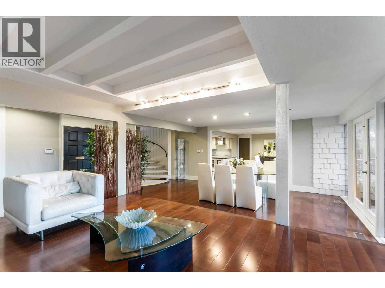 1995 Sasamat Place, Vancouver, British Columbia  V6R 4A3 - Photo 6 - R3078360