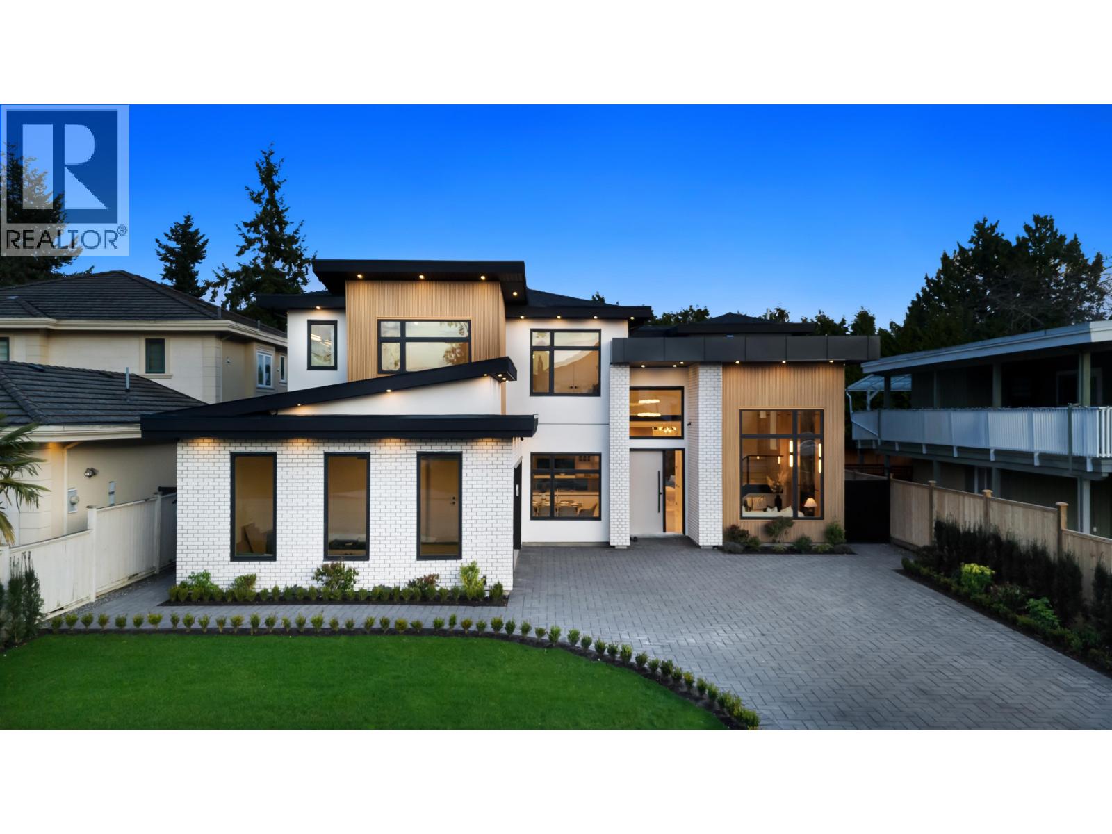 6400 RIVERDALE DRIVE, Richmond, British Columbia