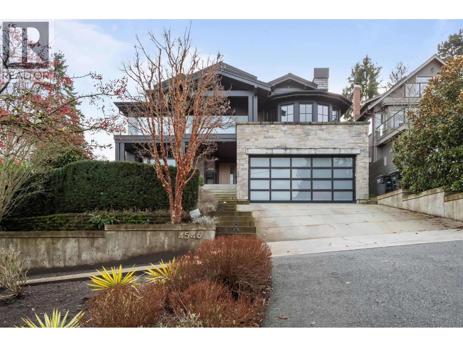 4546 LANGARA AVENUE, Vancouver, British Columbia