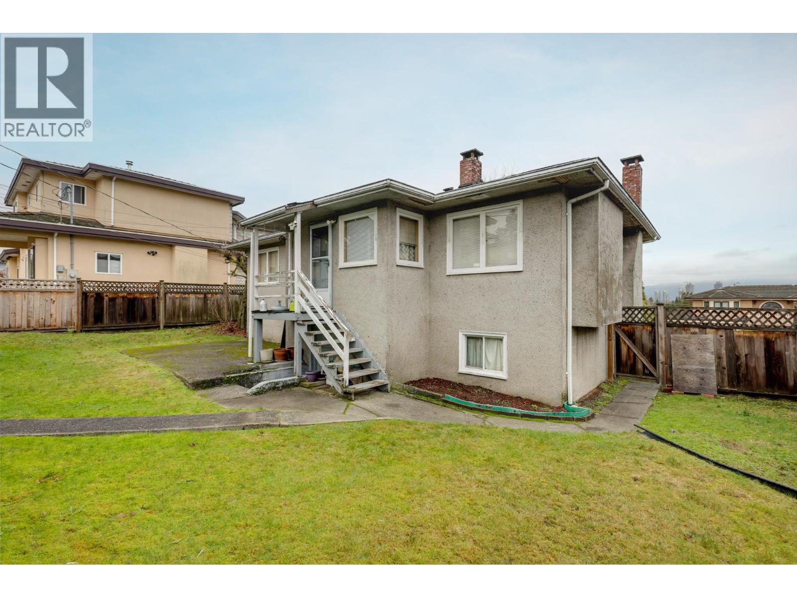 4144 Price Crescent, Burnaby, British Columbia  V5G 2N1 - Photo 11 - R3078383