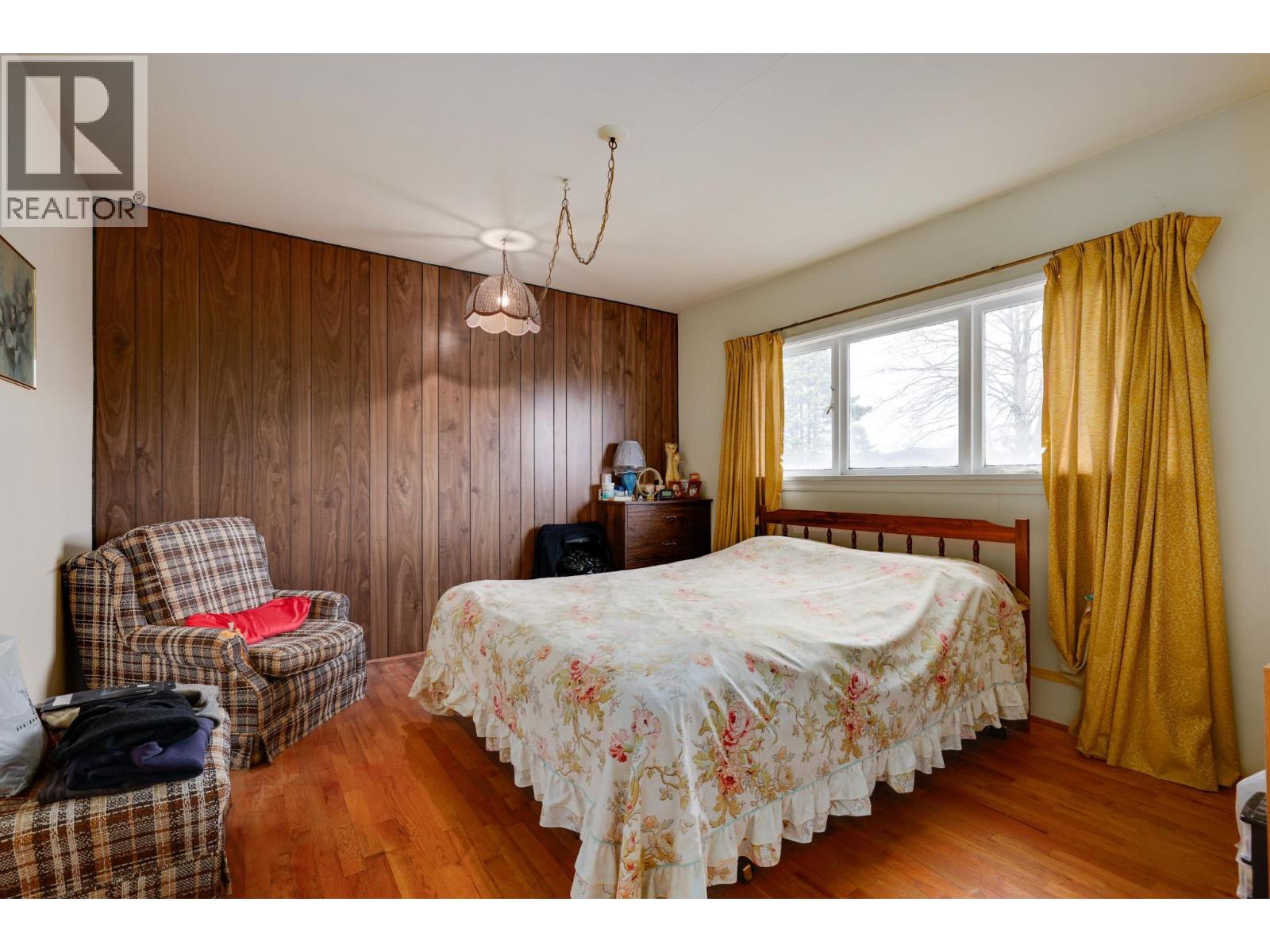 4144 Price Crescent, Burnaby, British Columbia  V5G 2N1 - Photo 8 - R3078383