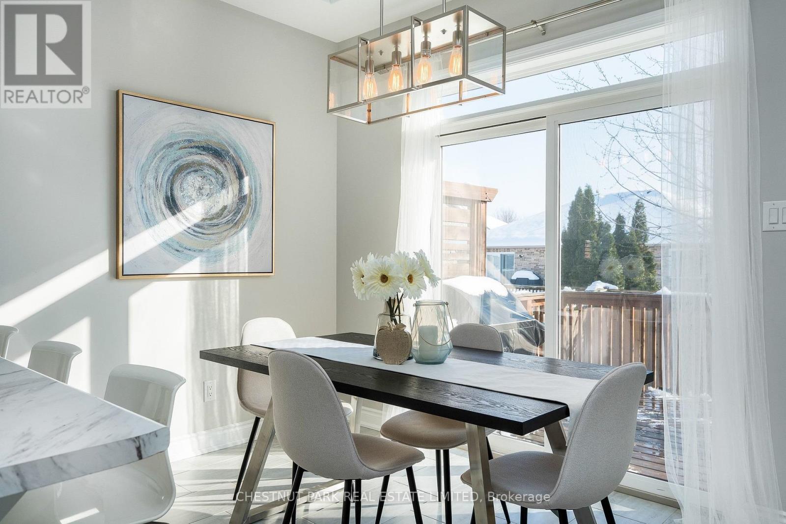 15 Patchell Court, Springwater, Ontario  L0L 1P0 - Photo 12 - S12688166