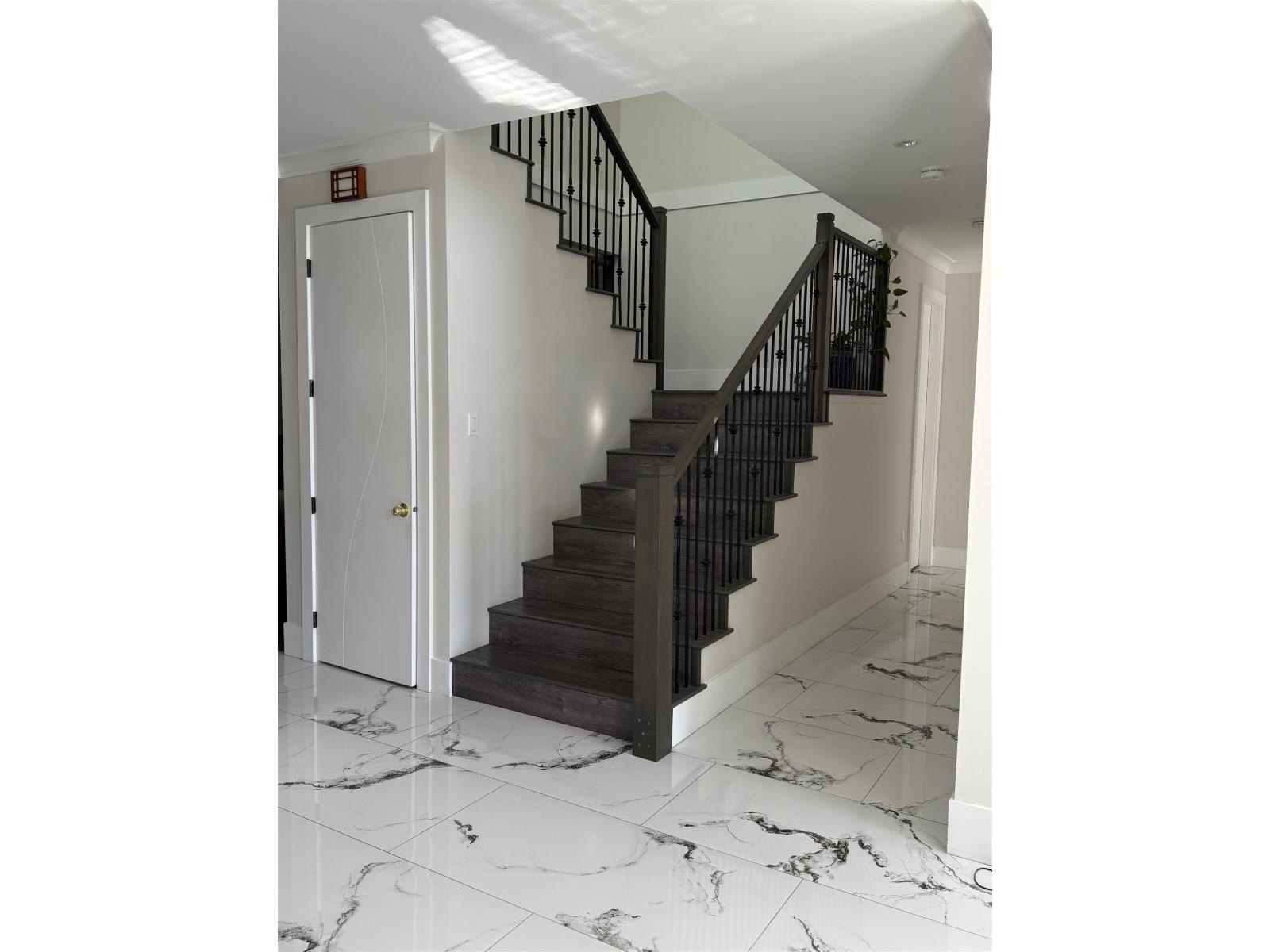 13449 68 Avenue, Surrey, British Columbia  V3W 2G1 - Photo 9 - R3041057