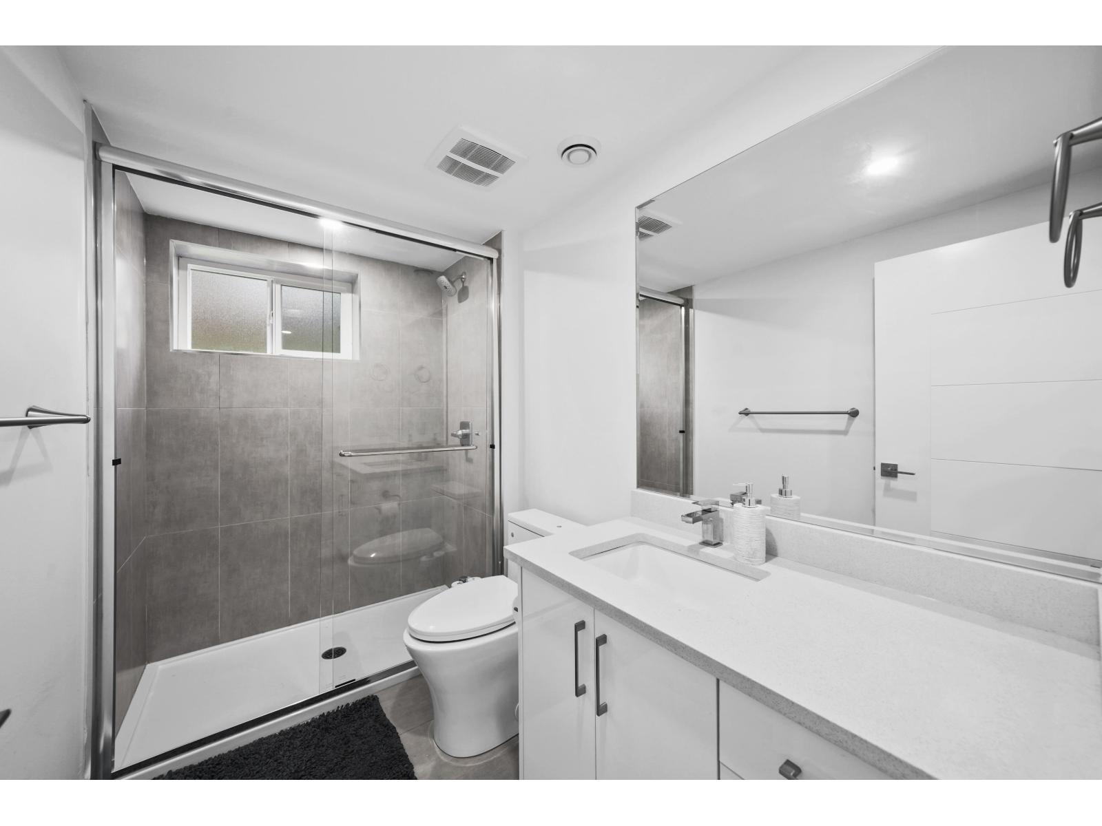 13179 Marine Drive, Surrey, British Columbia  V4A 1E6 - Photo 34 - R3078434