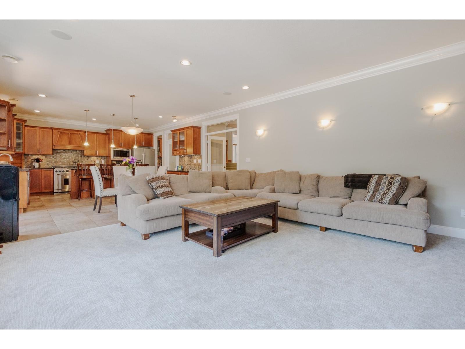 6648 181 Street, Surrey, British Columbia  V3S 9A2 - Photo 12 - R3078342