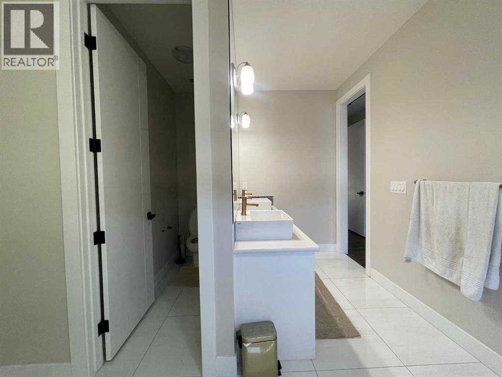 220 Carringham Road Nw, Calgary, Alberta  T3P 1V4 - Photo 27 - A2278406