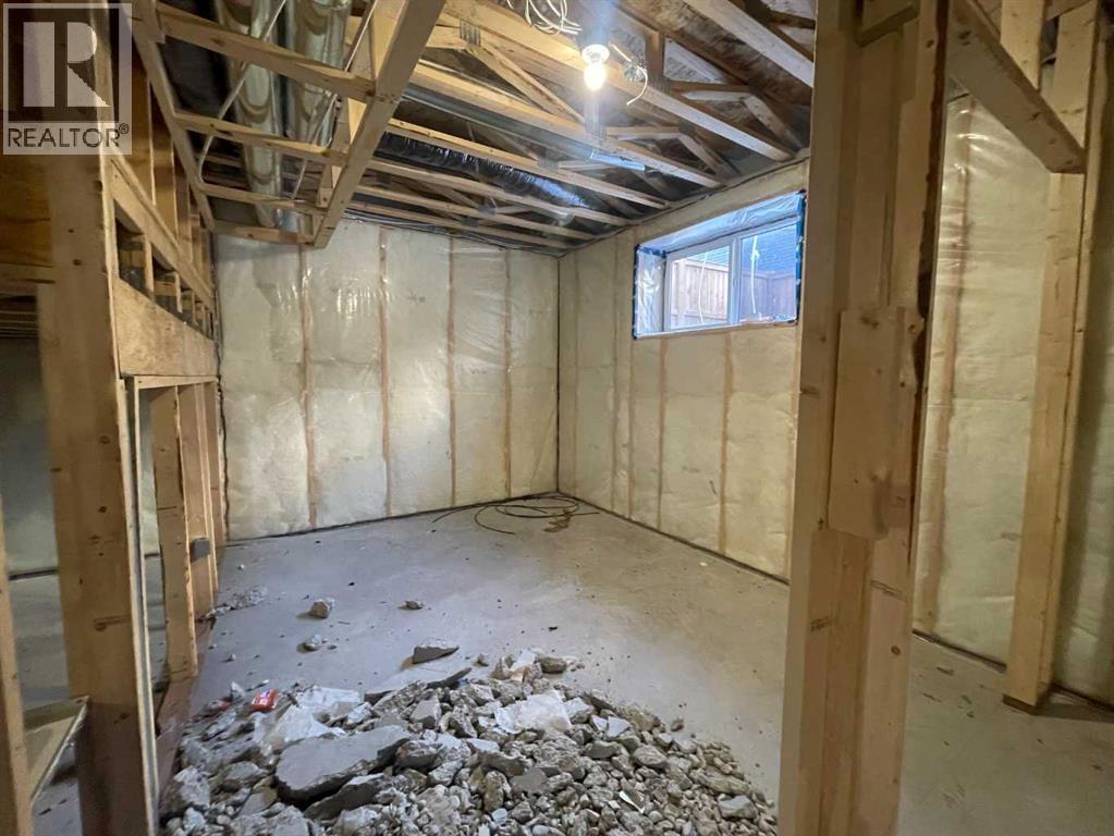 220 Carringham Road Nw, Calgary, Alberta  T3P 1V4 - Photo 39 - A2278406