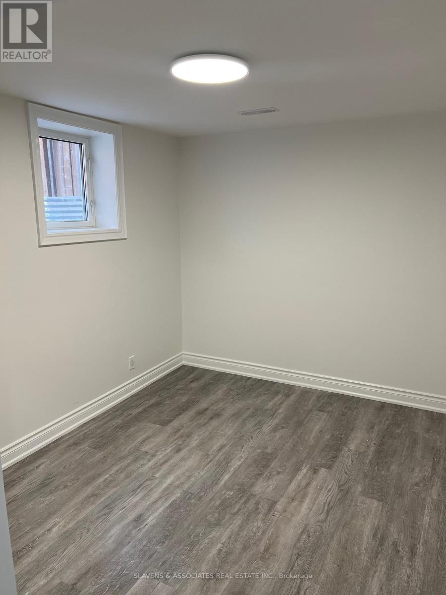 Bsmt - 16 Wilsongary Circle, Ajax, Ontario  L1T 0G7 - Photo 6 - E12688596