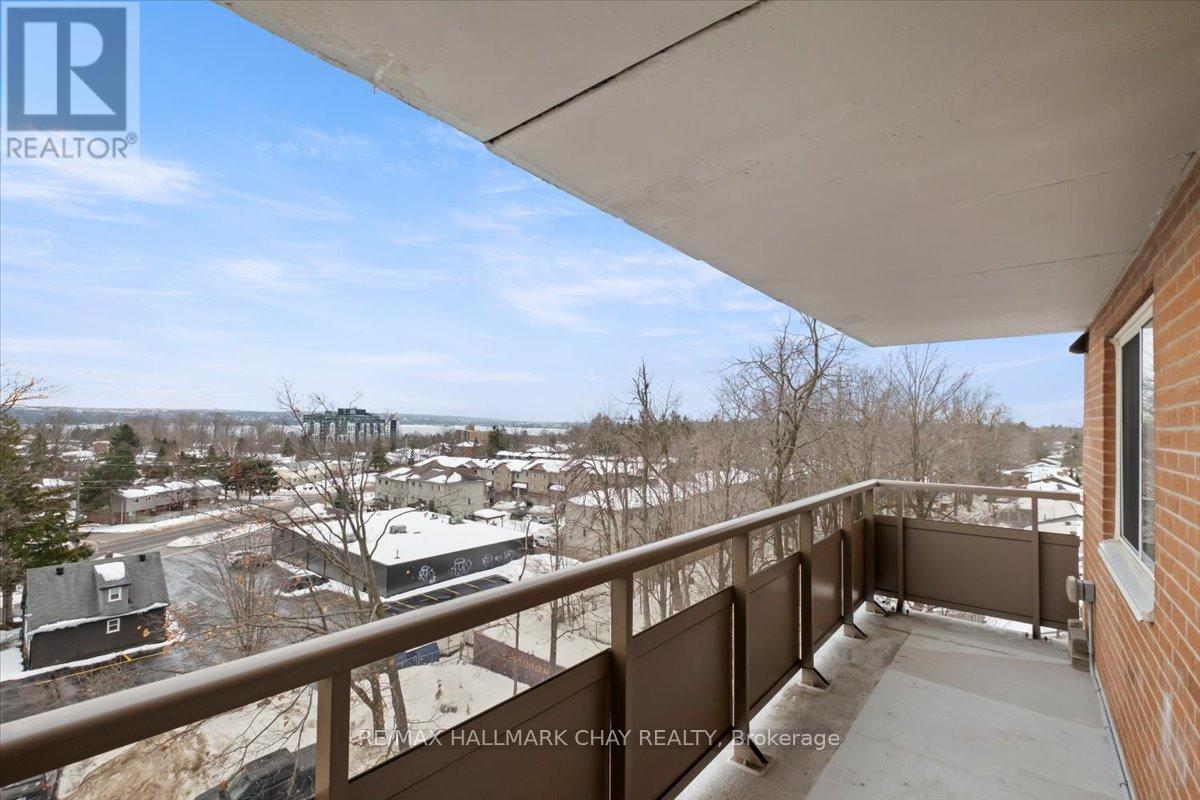 706 - 414 Blake Street, Barrie, Ontario  L4M 5J7 - Photo 31 - S12688576