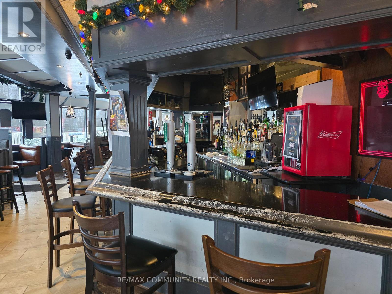 101 - 1091 Gorham Street, Newmarket, Ontario  L3Y 8X7 - Photo 3 - N12685042