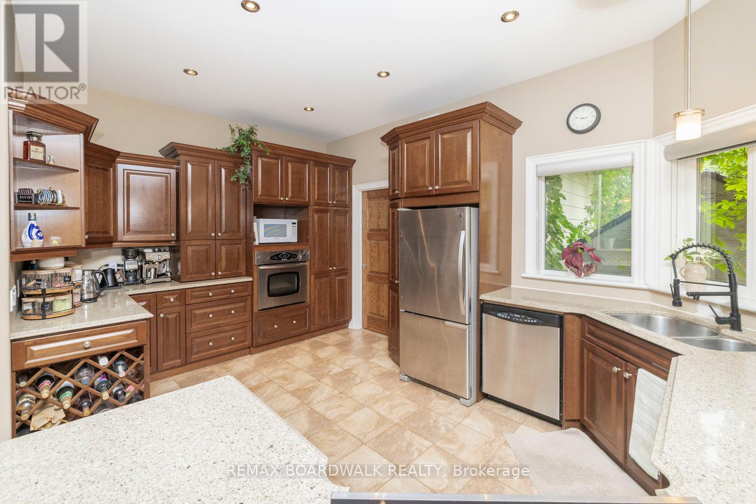 2188 Robertson Road, Ottawa, Ontario  K2H 5Z1 - Photo 23 - X11979263