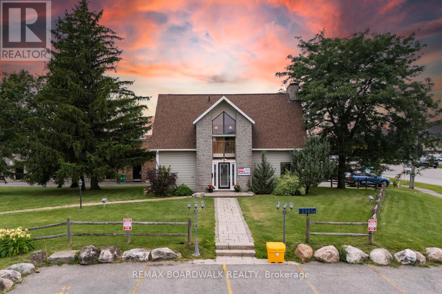 2188 Robertson Road, Ottawa, Ontario  K2H 5Z1 - Photo 3 - X11979263