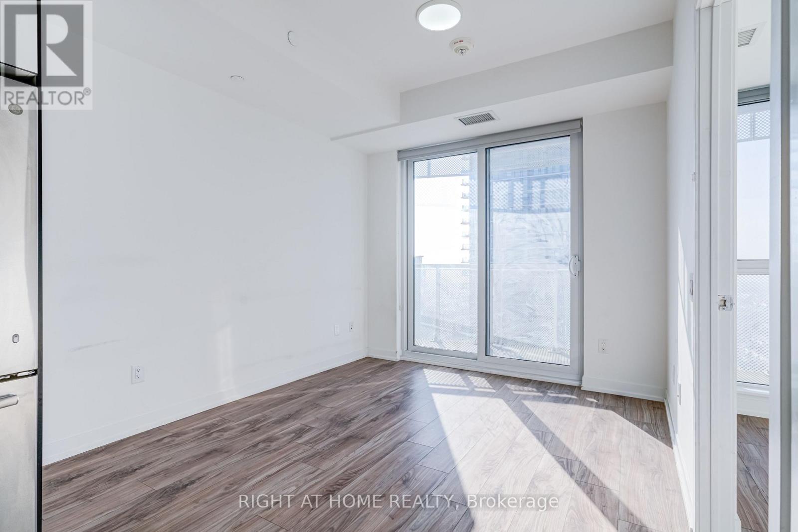 2811 - 4065 Confederation Parkway, Mississauga, Ontario  L5B 0L4 - Photo 14 - W12688588