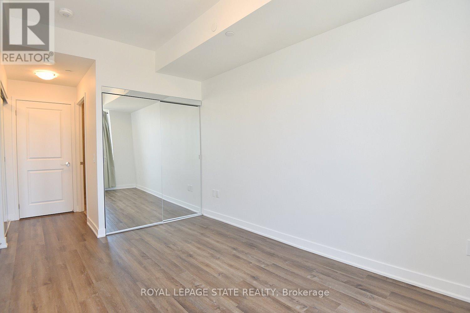 1301 - 2007 James Street, Burlington, Ontario  L7R 0G7 - Photo 17 - W12688594