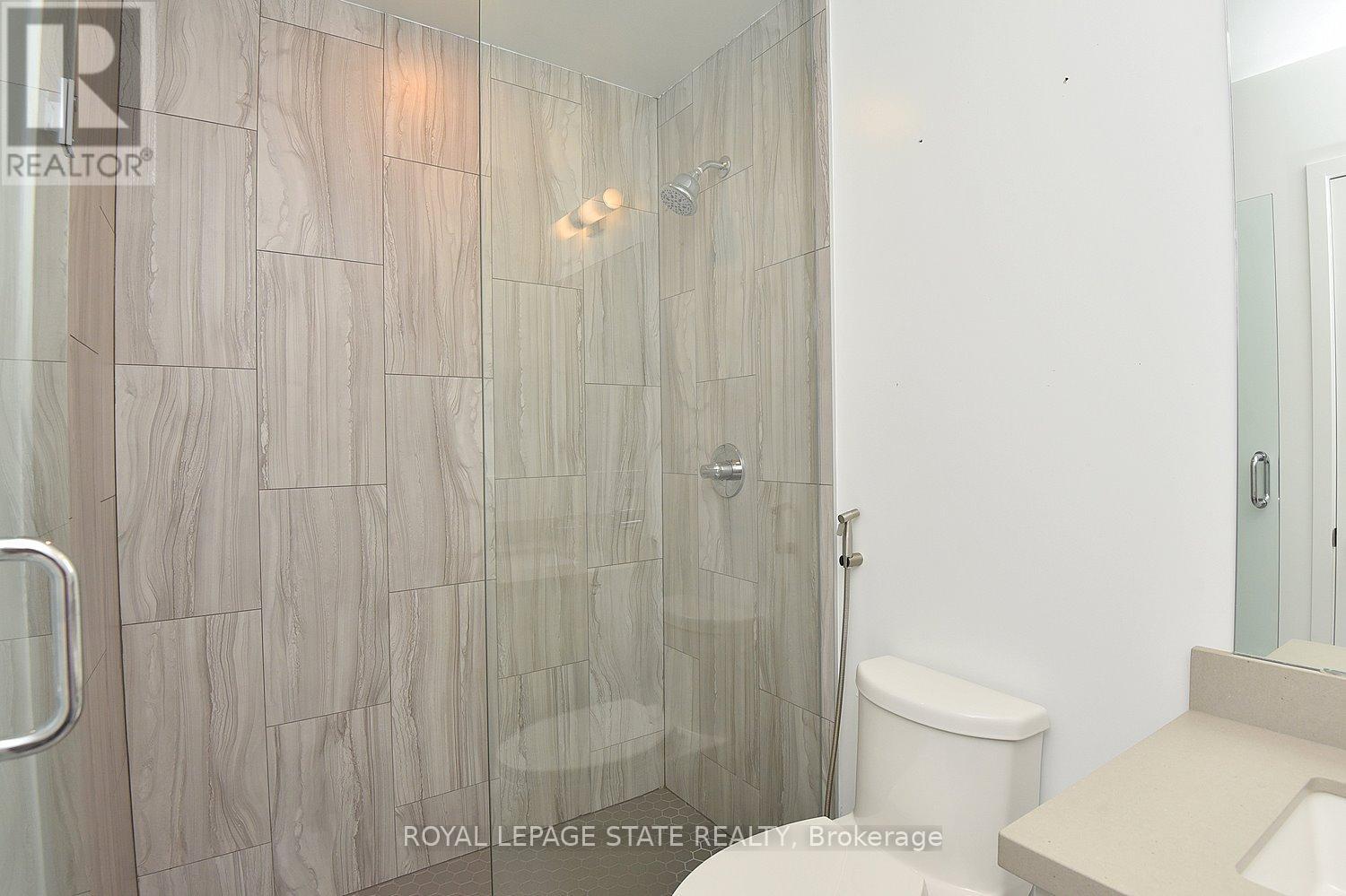 1301 - 2007 James Street, Burlington, Ontario  L7R 0G7 - Photo 19 - W12688594