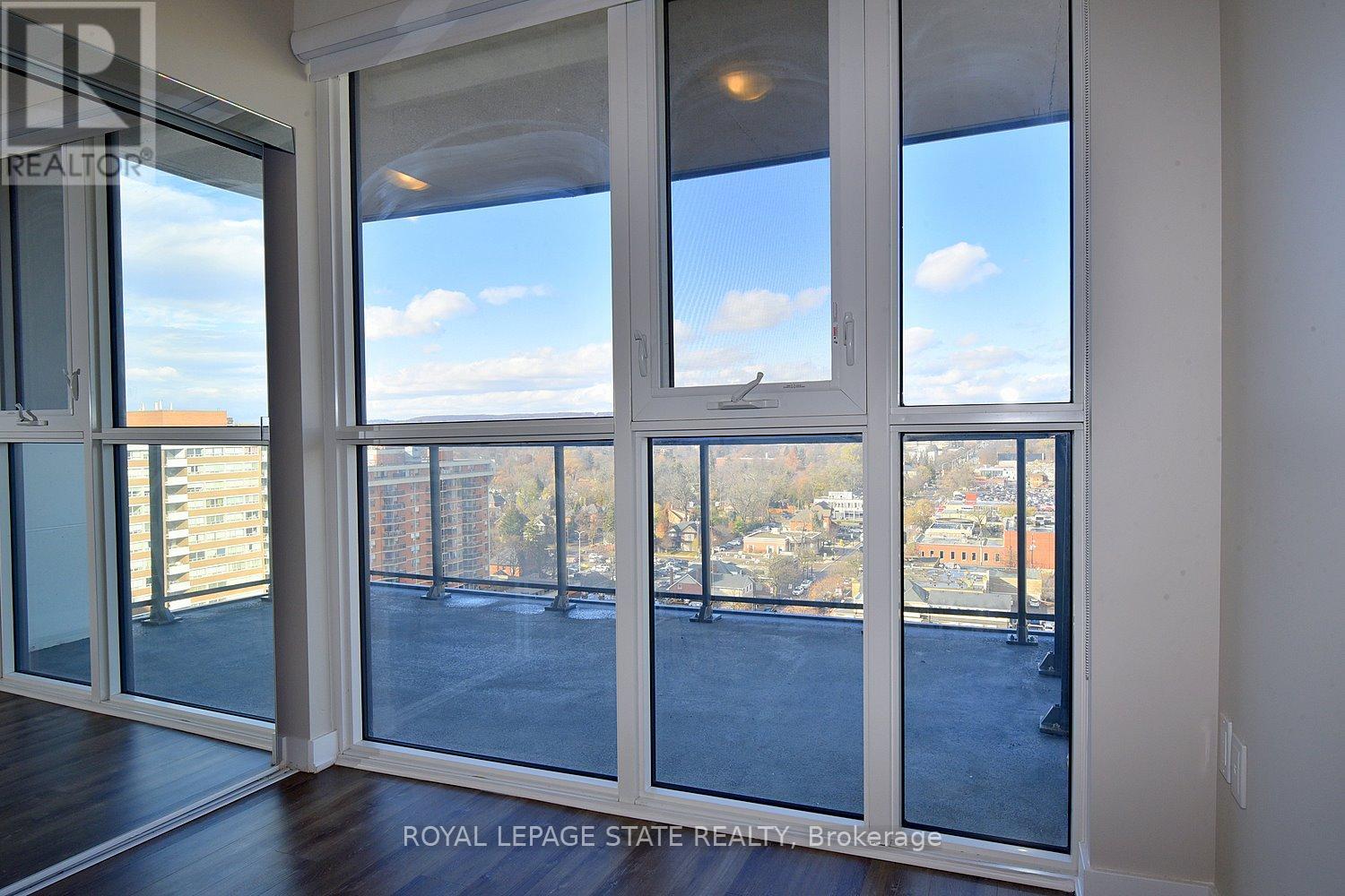 1301 - 2007 James Street, Burlington, Ontario  L7R 0G7 - Photo 24 - W12688594