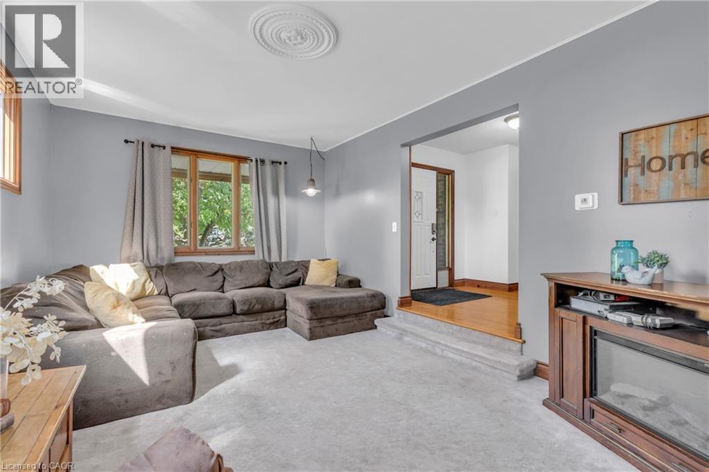 21 Burwell Road, Stratford, Ontario  N5A 7R2 - Photo 7 - 40765645