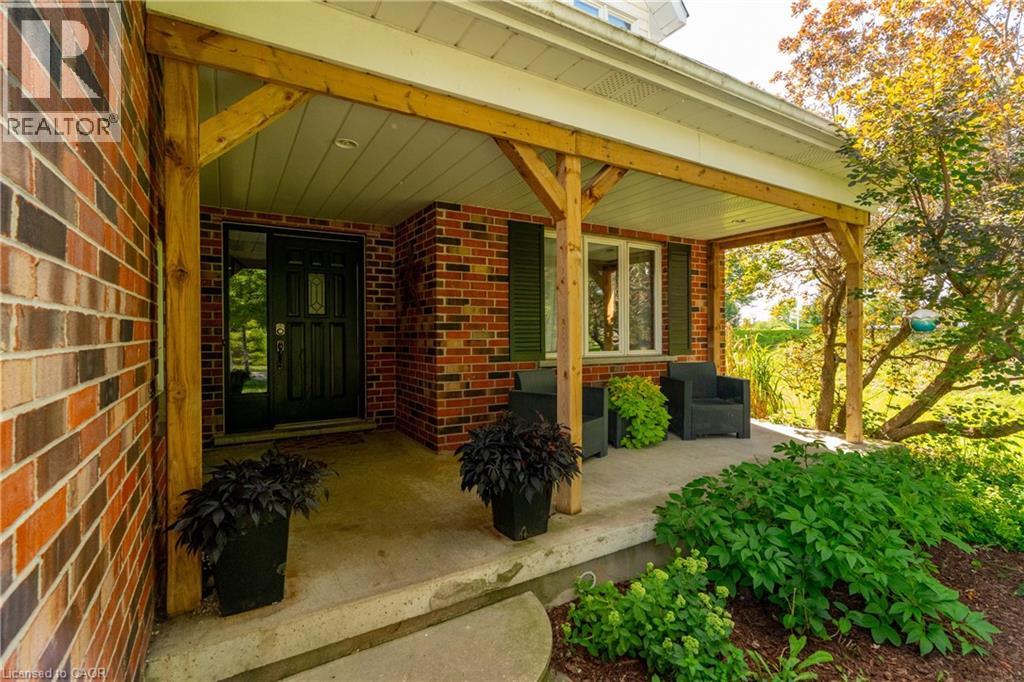 21 Burwell Road, Stratford, Ontario  N5A 7R2 - Photo 4 - 40765645