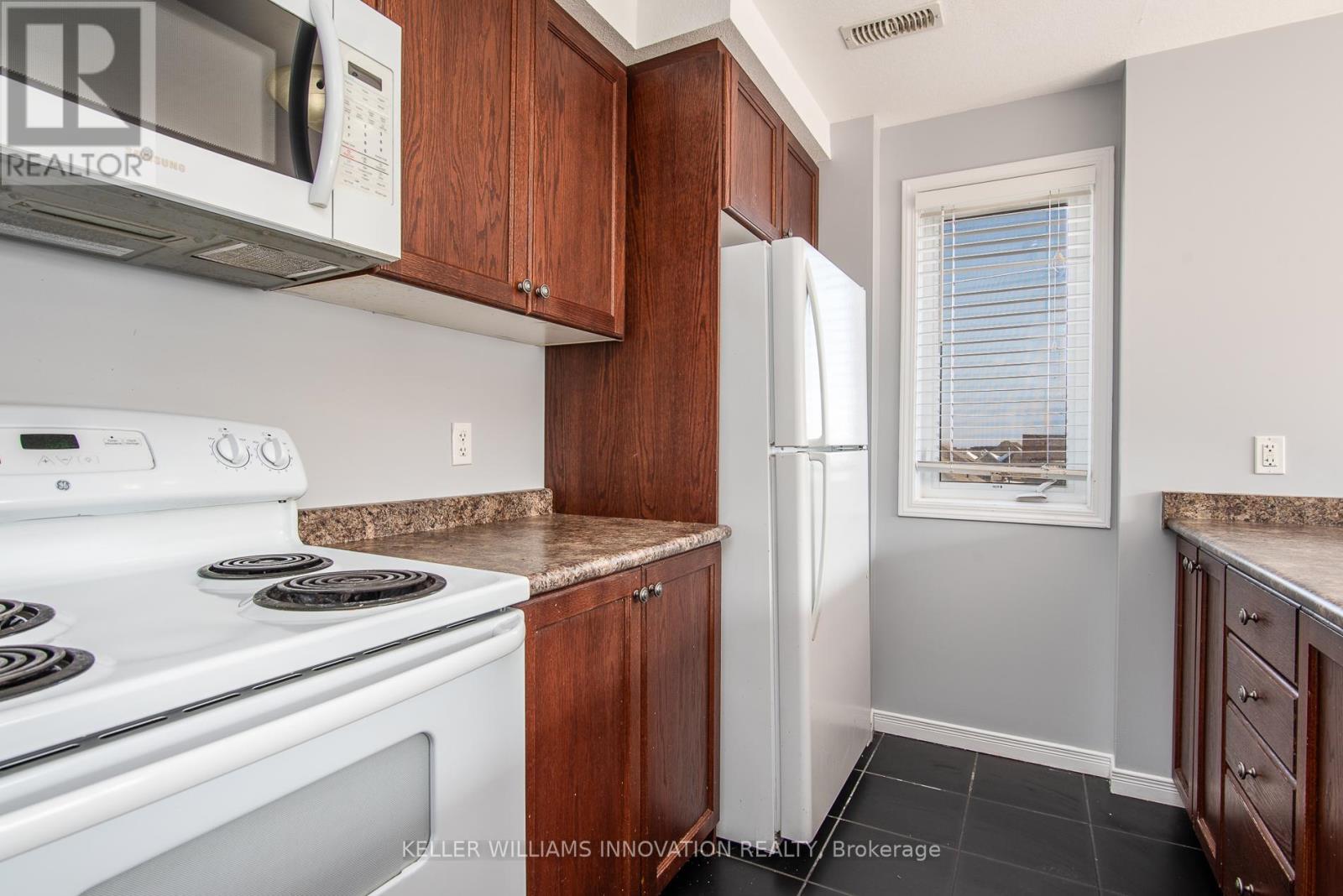 E - 234 Rachel Crescent, Kitchener, Ontario  N2R 0E1 - Photo 16 - X12688604