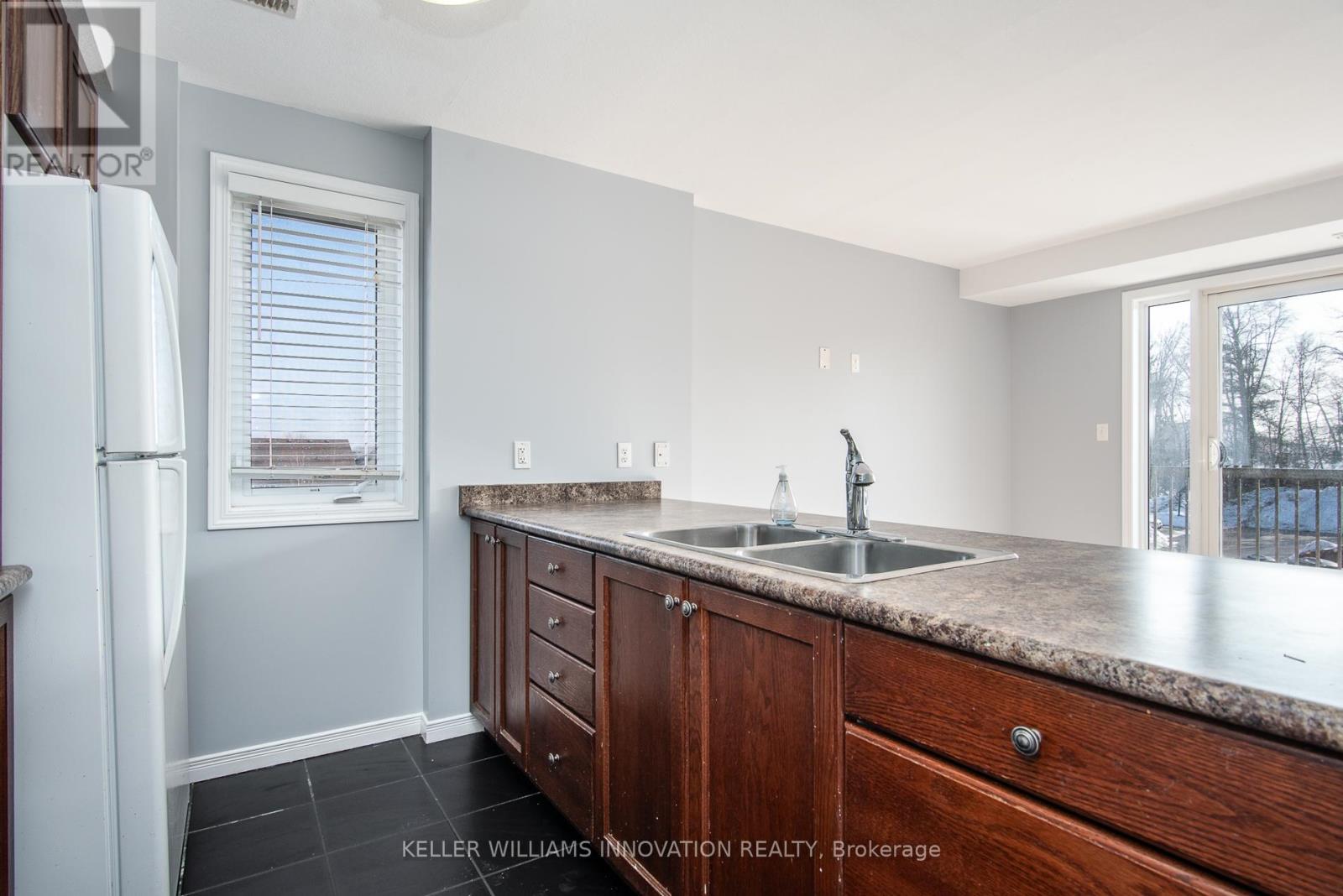 E - 234 Rachel Crescent, Kitchener, Ontario  N2R 0E1 - Photo 17 - X12688604