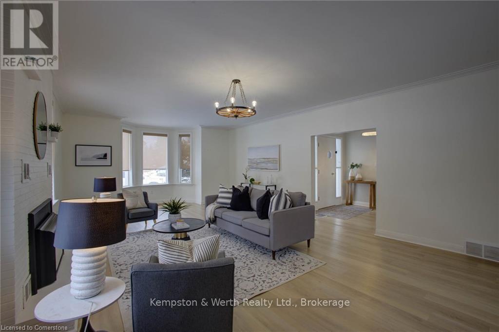 34 Queen Street, Huron East, Ontario  N0G 1H0 - Photo 13 - X12467480