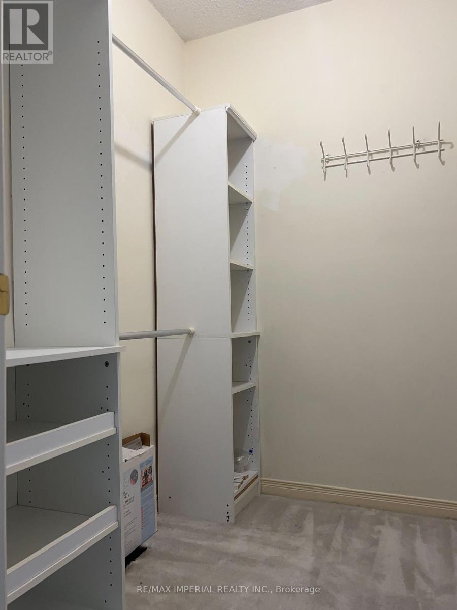 493 Blackstock Road, Newmarket, Ontario  L3Y 8H6 - Photo 23 - N12683302