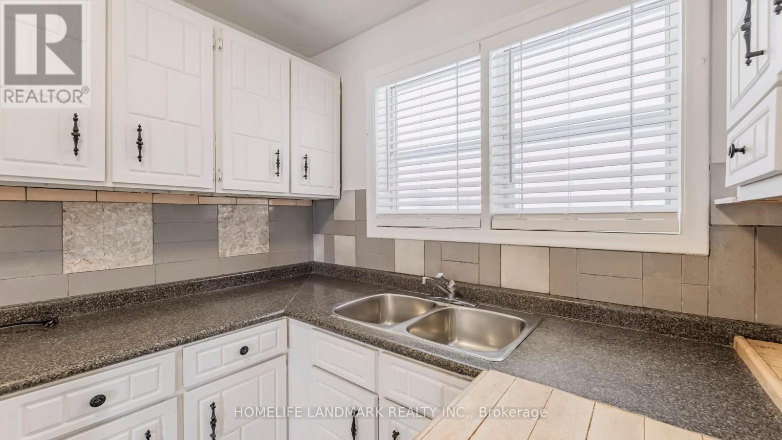 424 Bonita Crescent, Richmond Hill, Ontario  L4C 3N1 - Photo 19 - N12684998