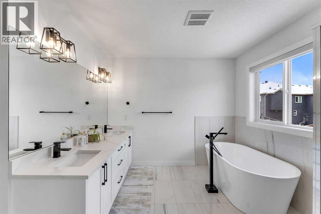 202 Kinniburgh Crescent, Chestermere, Alberta  T1X 1Y2 - Photo 21 - A2278696