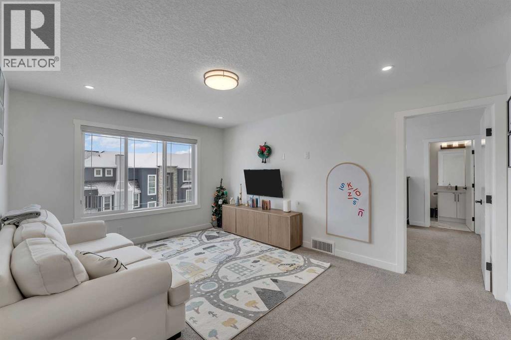 202 Kinniburgh Crescent, Chestermere, Alberta  T1X 1Y2 - Photo 29 - A2278696