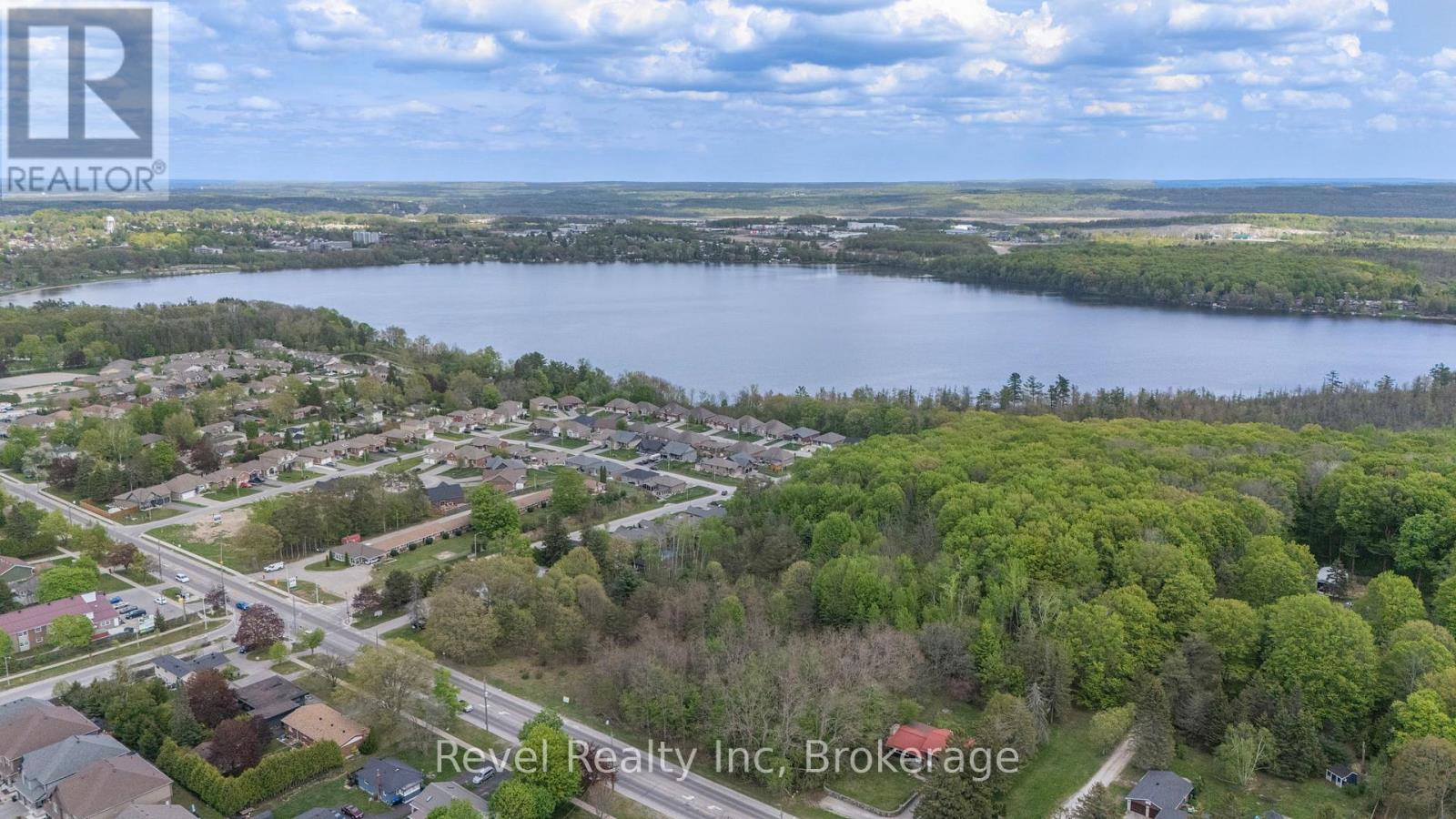 1041 Cook Drive, Midland, Ontario  L4R 0E4 - Photo 15 - S12688874