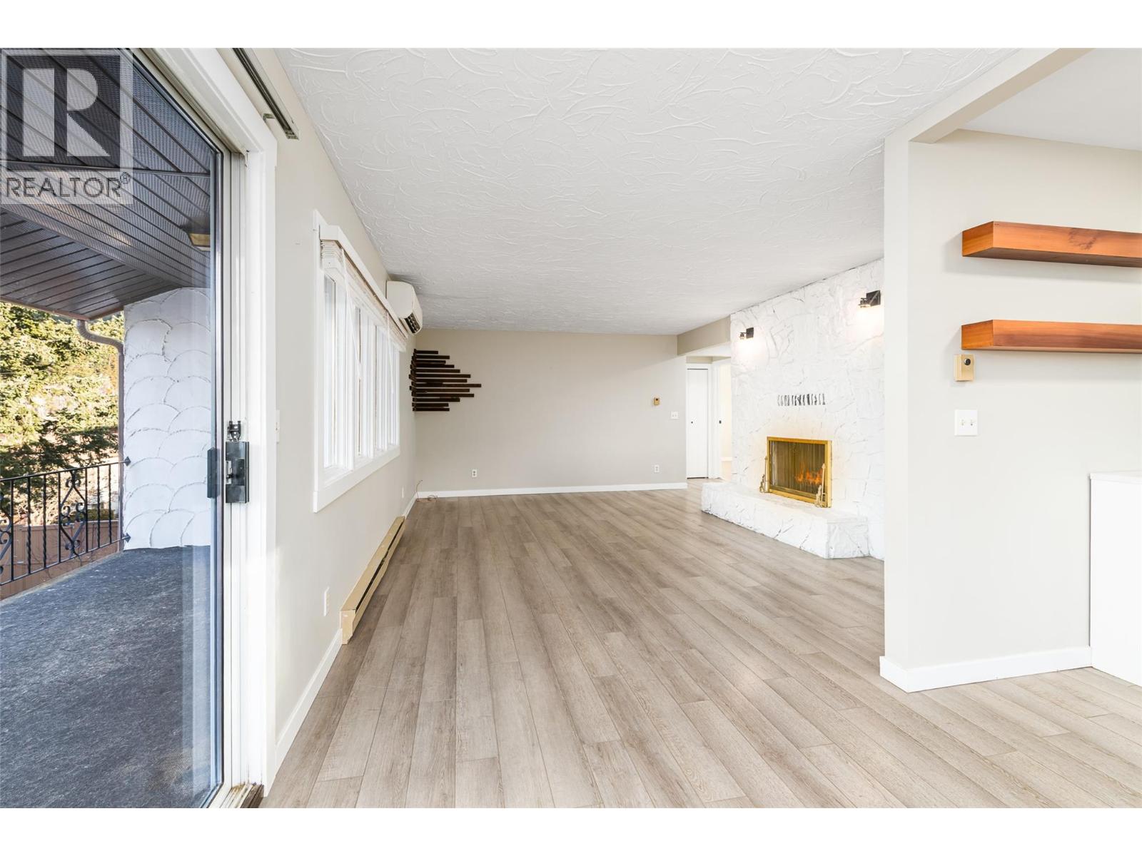 703 11th Avenue N, Creston, British Columbia  V0B 1G4 - Photo 12 - 10372190