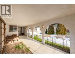 703 11TH Avenue N, creston, British Columbia