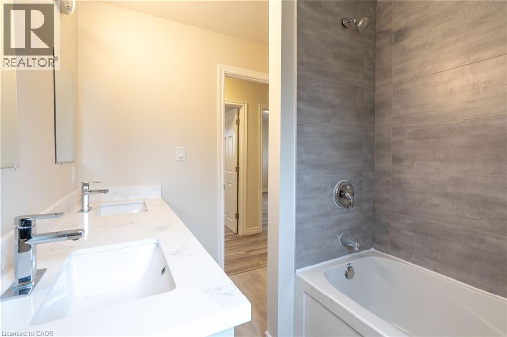 73 Ofield Road Unit# 1, Hamilton, Ontario  L8S 2M6 - Photo 11 - 40797111